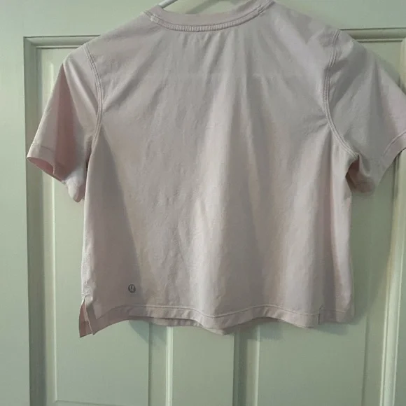 Lululemon Pink Cropped relaxed fit T-Shirt size 4 - Picture 2 of 3